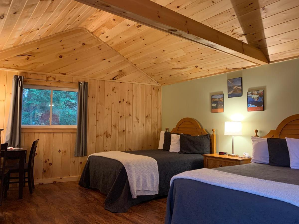 Wiscasset Woods Lodge Bagian luar foto