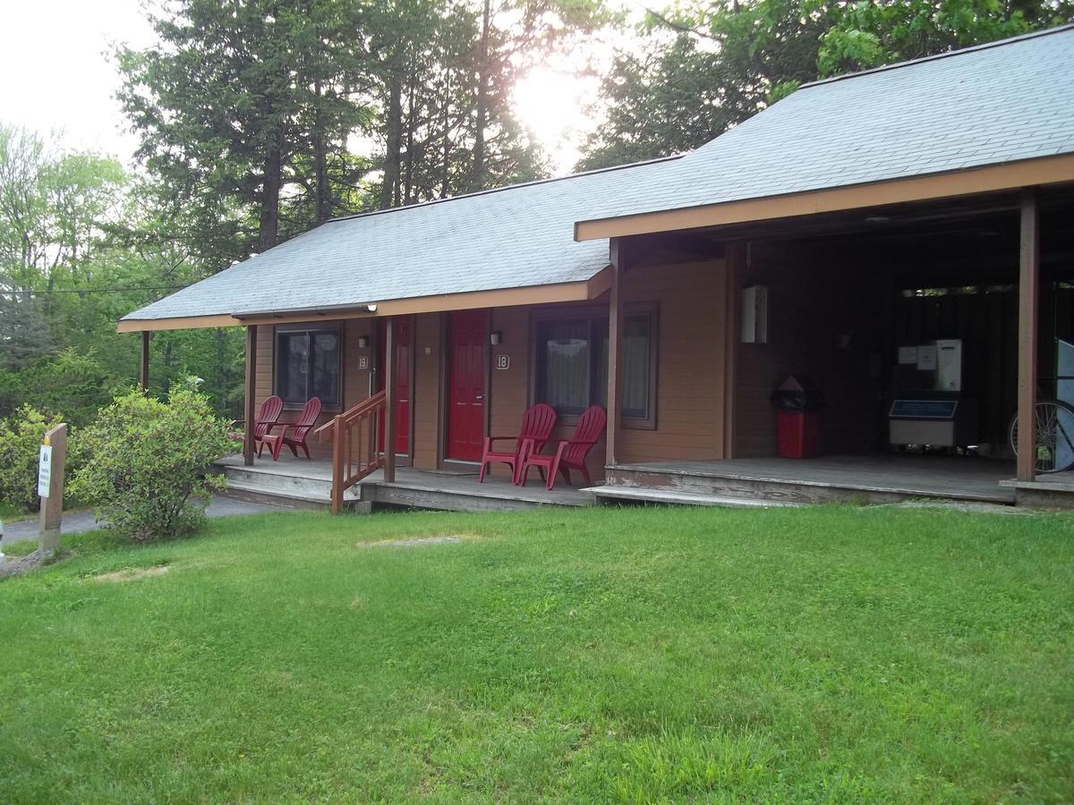 Wiscasset Woods Lodge Bagian luar foto