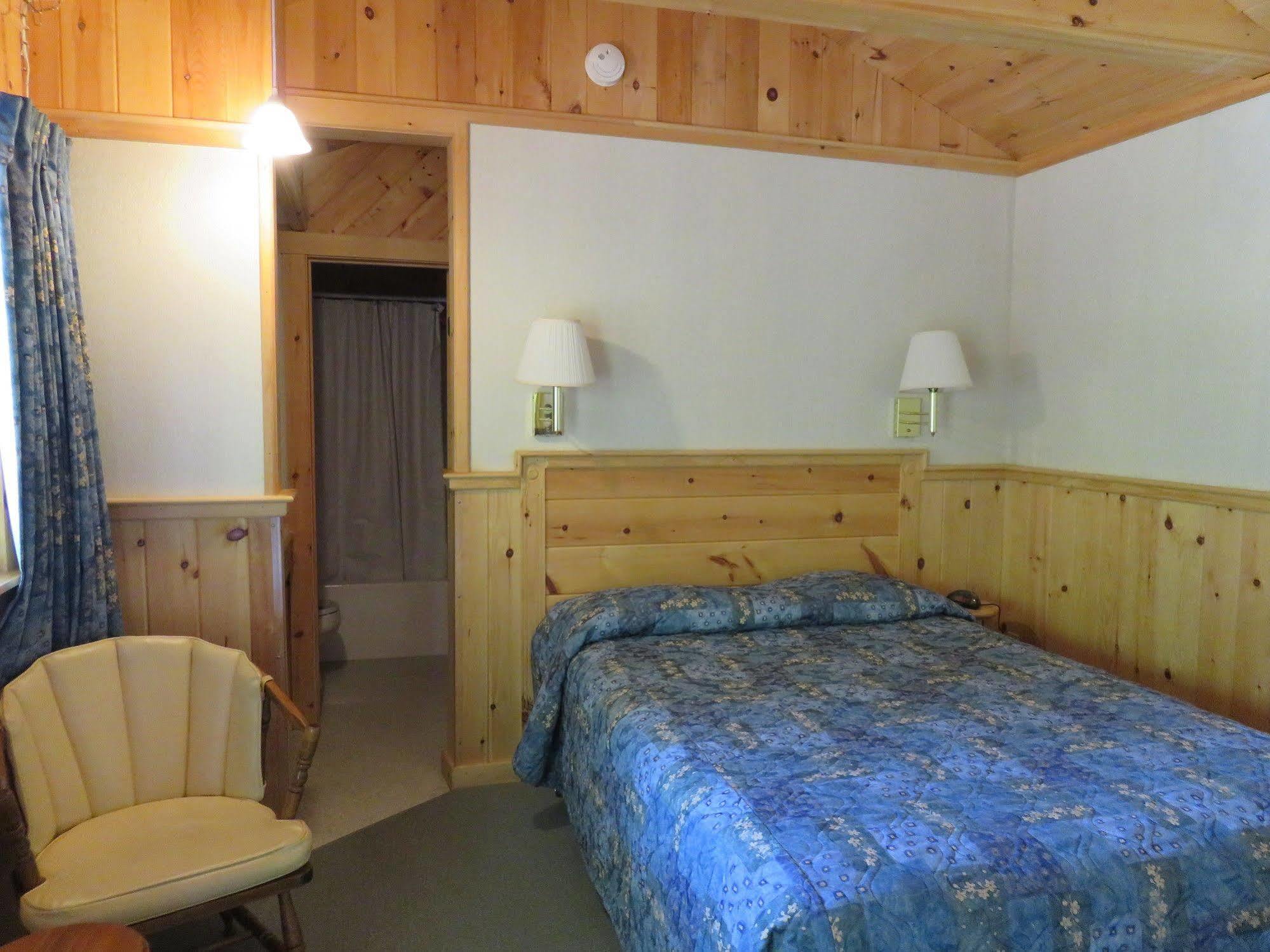 Wiscasset Woods Lodge Bagian luar foto